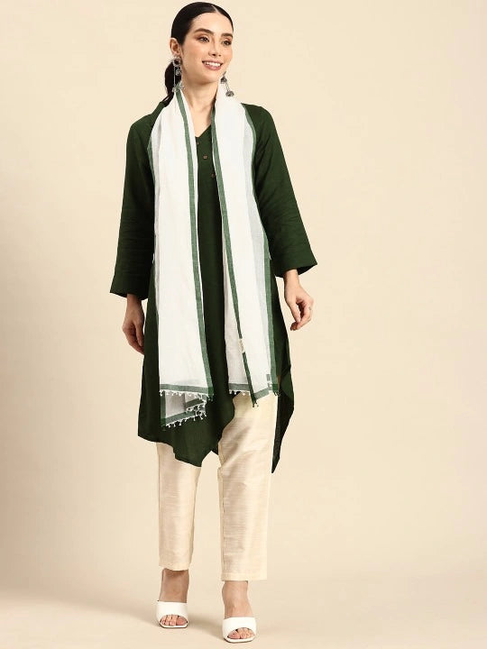 Handwoven off-white cotton scarf with green border & selvedge