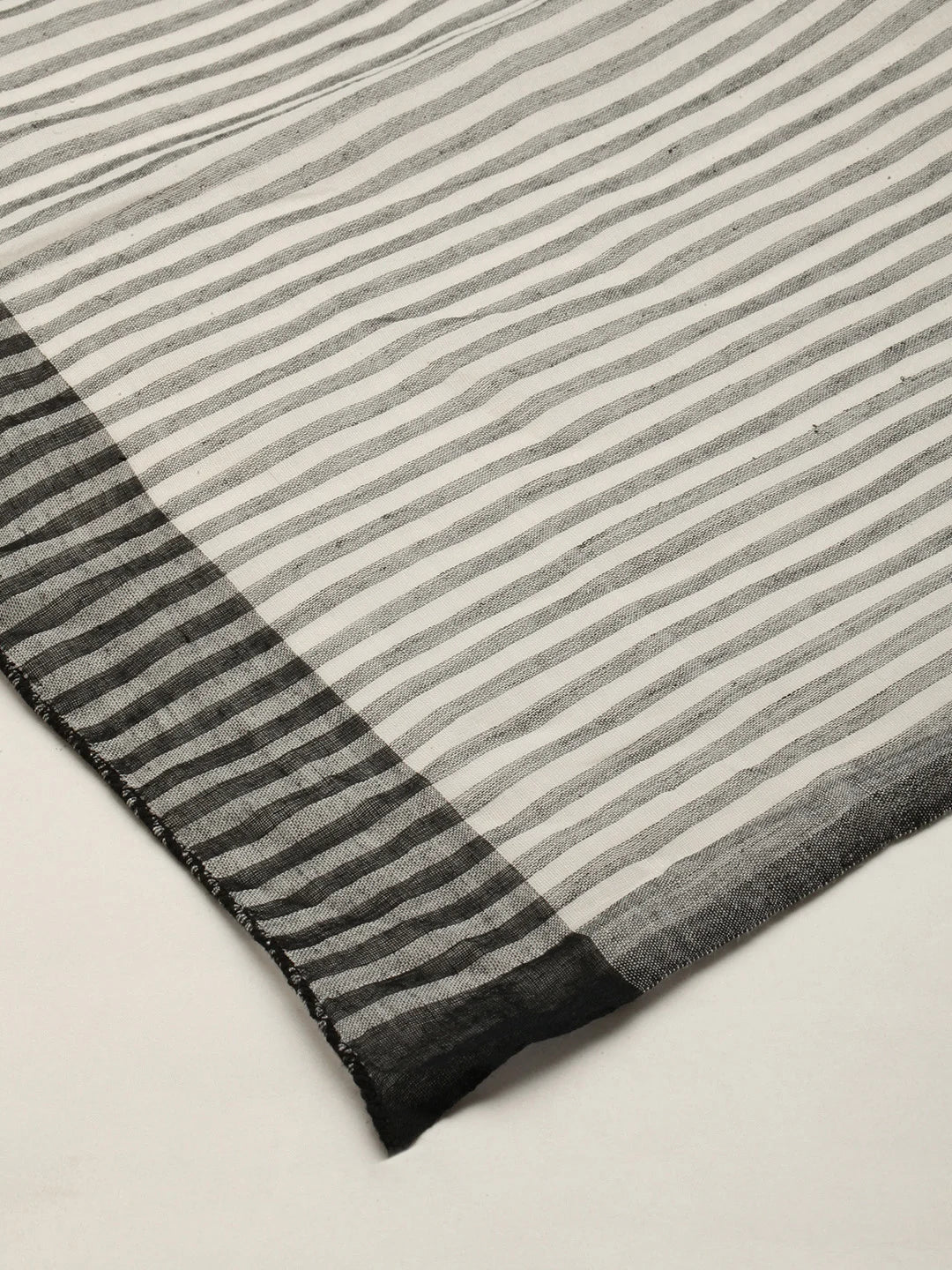 ASVA handwoven Black & Gray Scarf