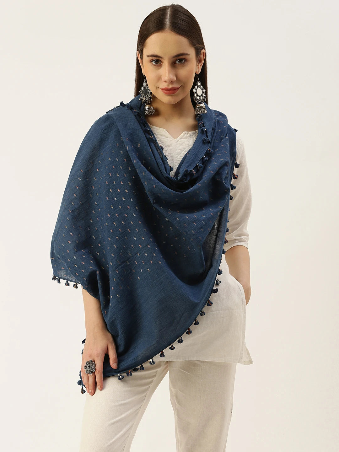 ASVA Handwoven Vegetable Dyed Sacrf With Zari Jamdani in The Centre and Tassels All Around